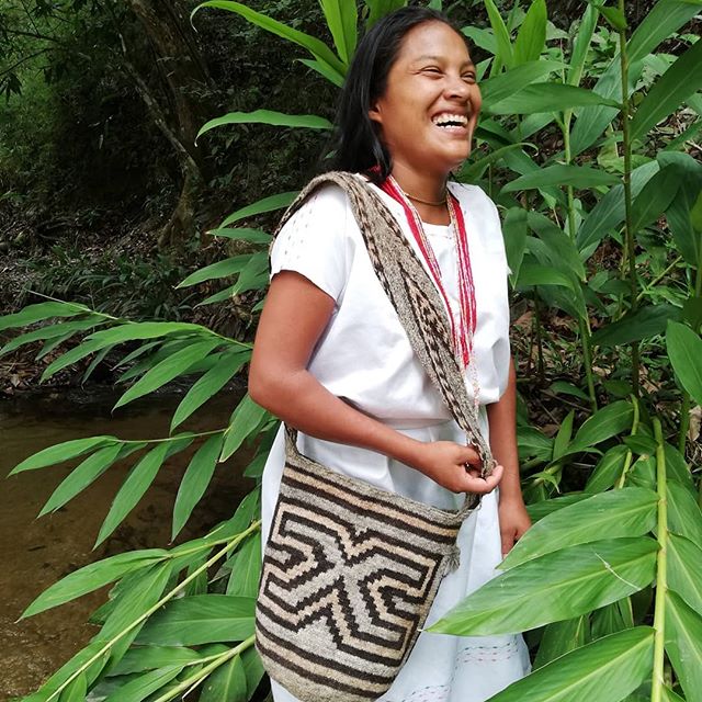 La Historia De Las Mochilas Arhuacas Un Tesoro Cultural Y Su Importancia En La Actualidad