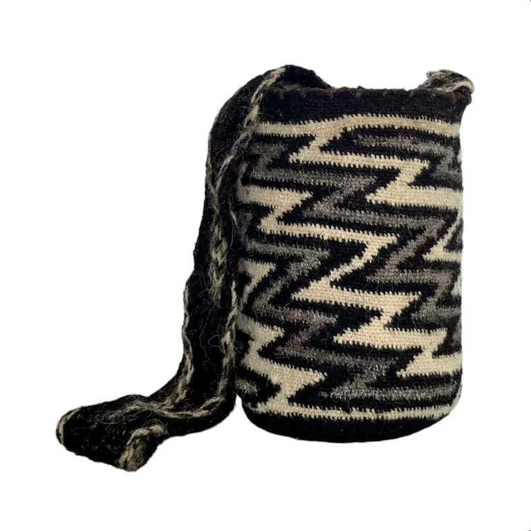 Mochila Arhuaca S-06 — iluminación corregida, foto 1 Mochila Arhuaca S-06 — vista 1
